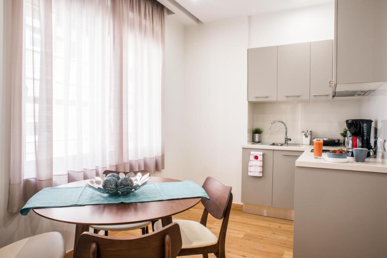 Apartment A23 Sunny & Cosy With Balcony Near Parthenon Athen